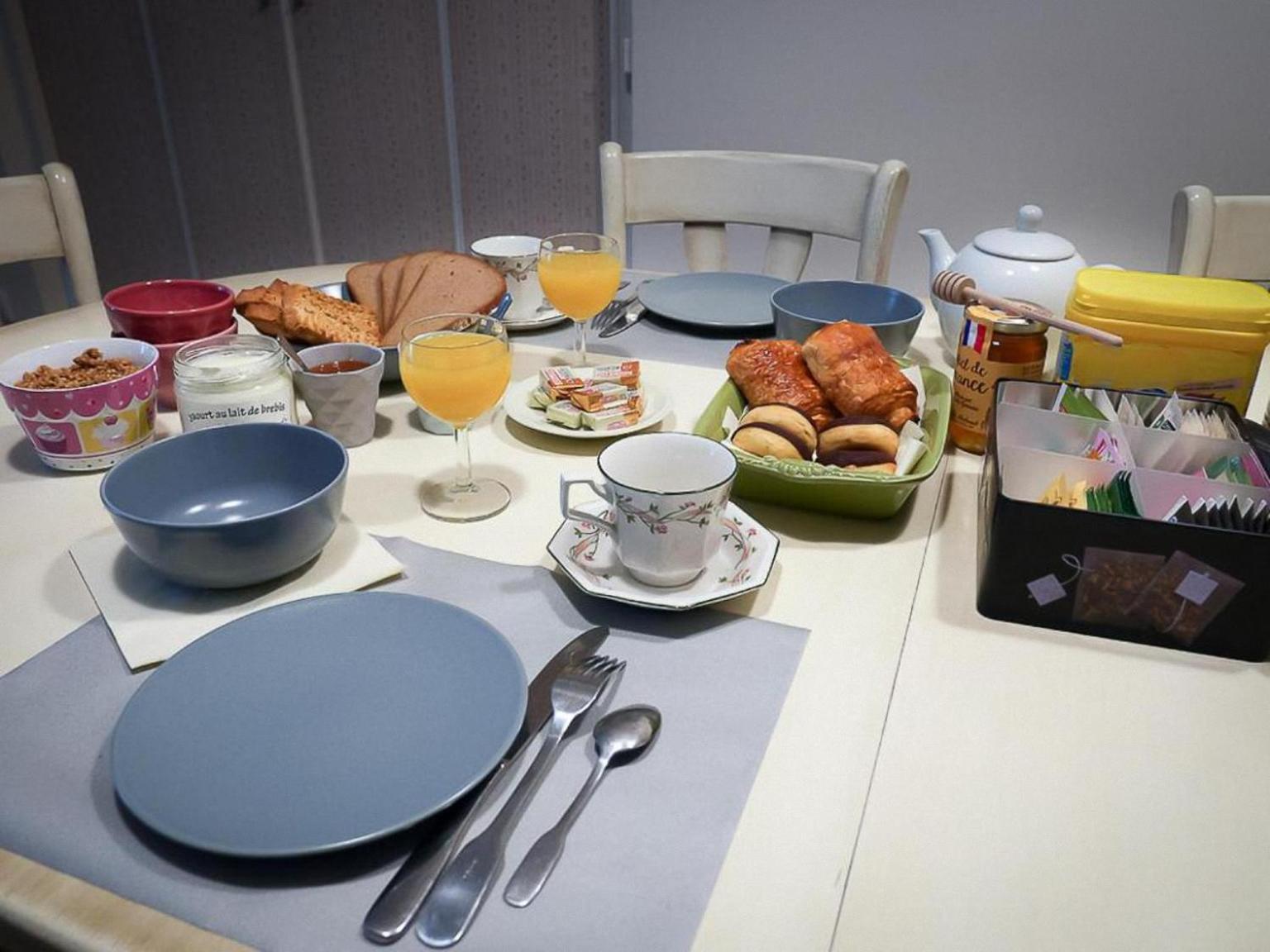 Bed and Breakfast Chez Nathalie Et Etienne Saillans  Esterno foto